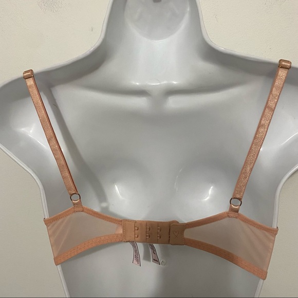 Victoria Secret Dream Angels Lined Demi Lace Beige Bra Size 32D - Picture 7 of 11